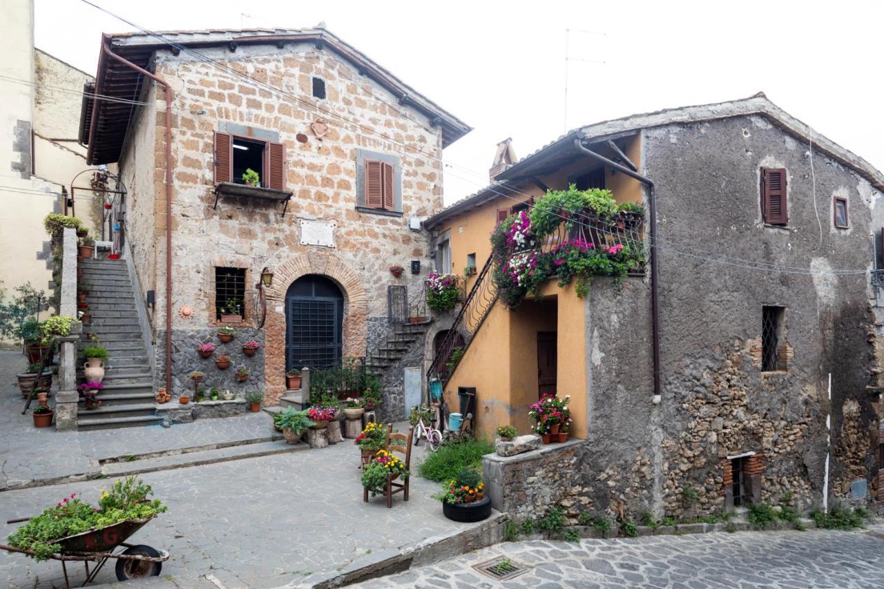Hotel Borgo Antico Roccalvecce Exterior foto